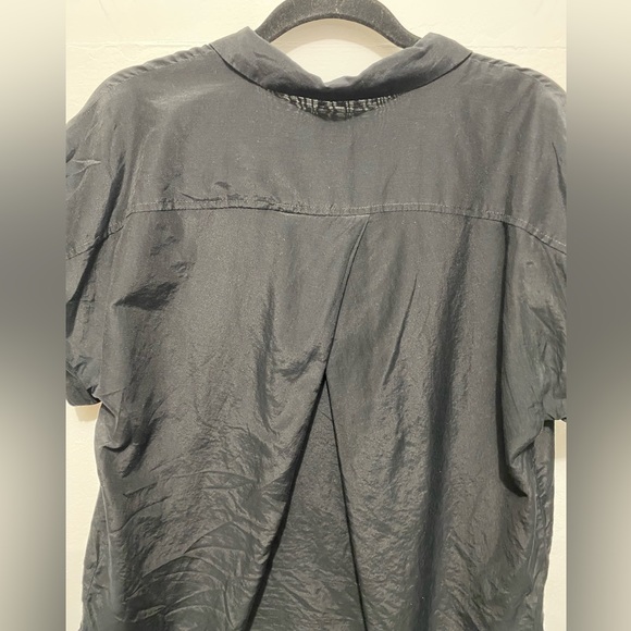 Size L a new day Shear Black Short Sleeve Lightweight Collared Shirt - Picture 4 of 5